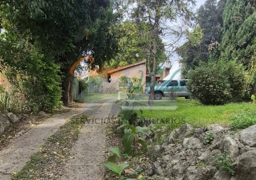 VENTA casa 2 dormitorios, terreno de 1100 m² totales
